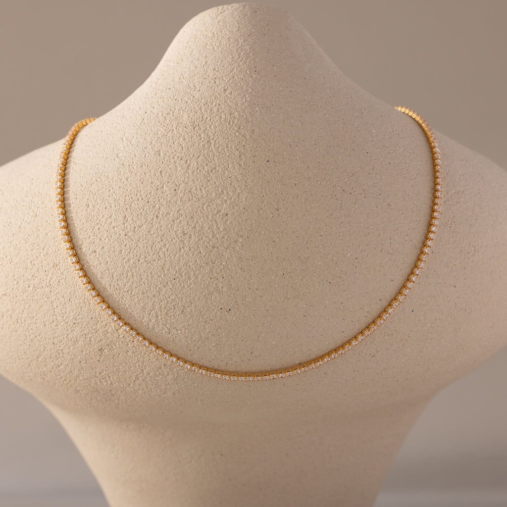 Necklace with Sparkling Crystals