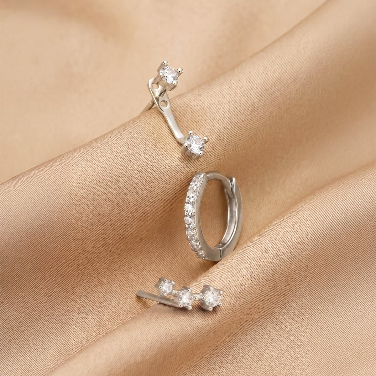 Sparkling stone earring set