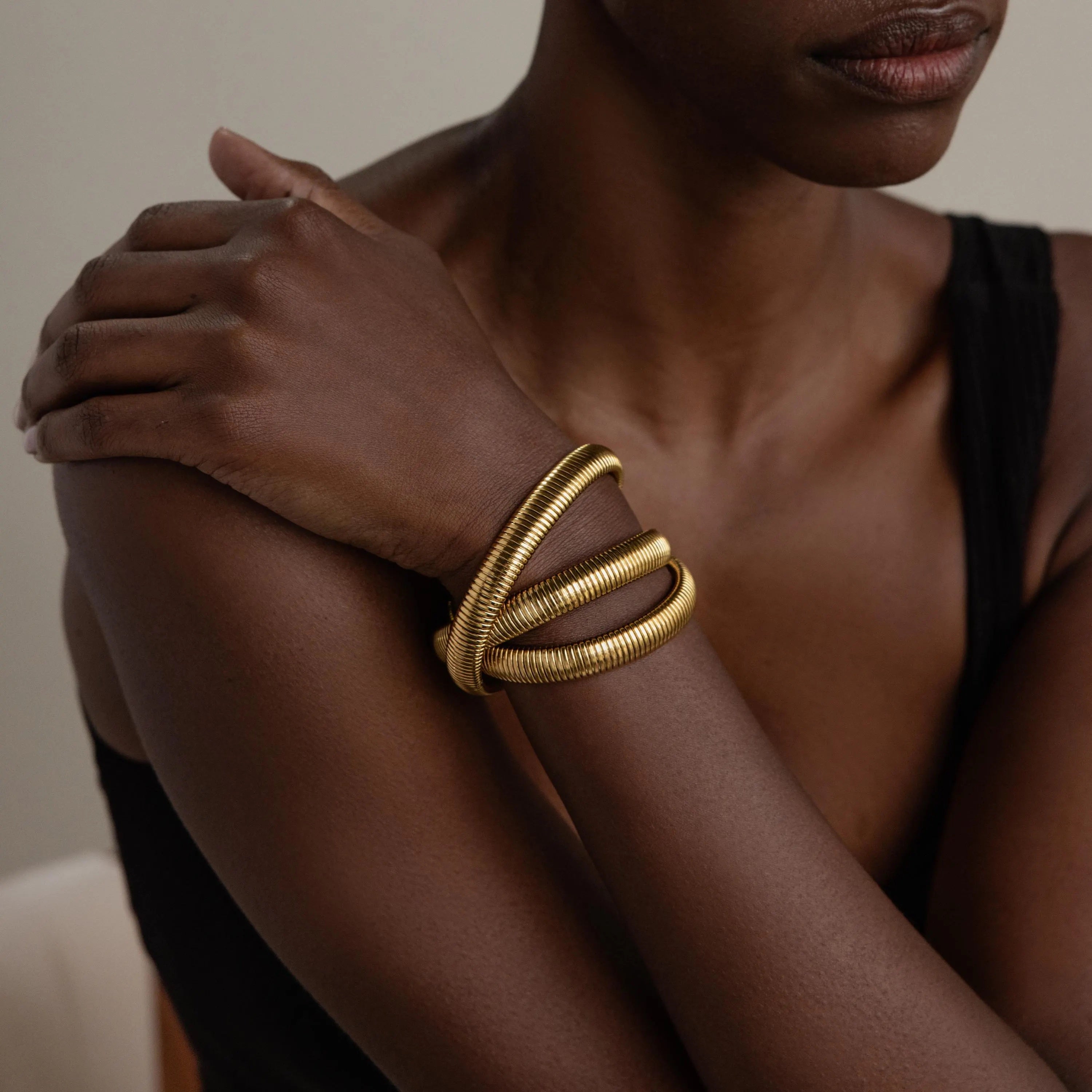 Timeless Bracelet with Engraved Finish