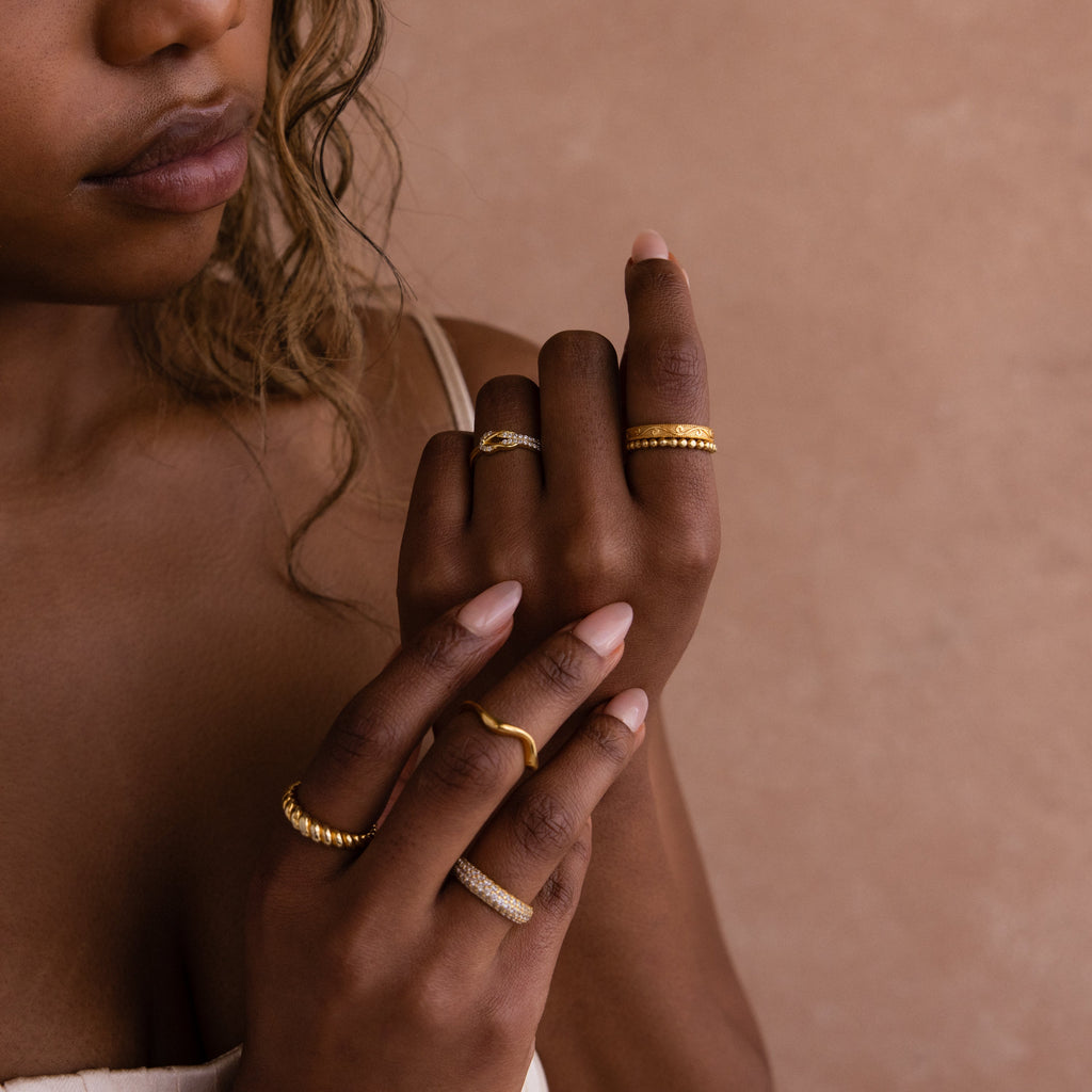 Brilliant Connection Ring