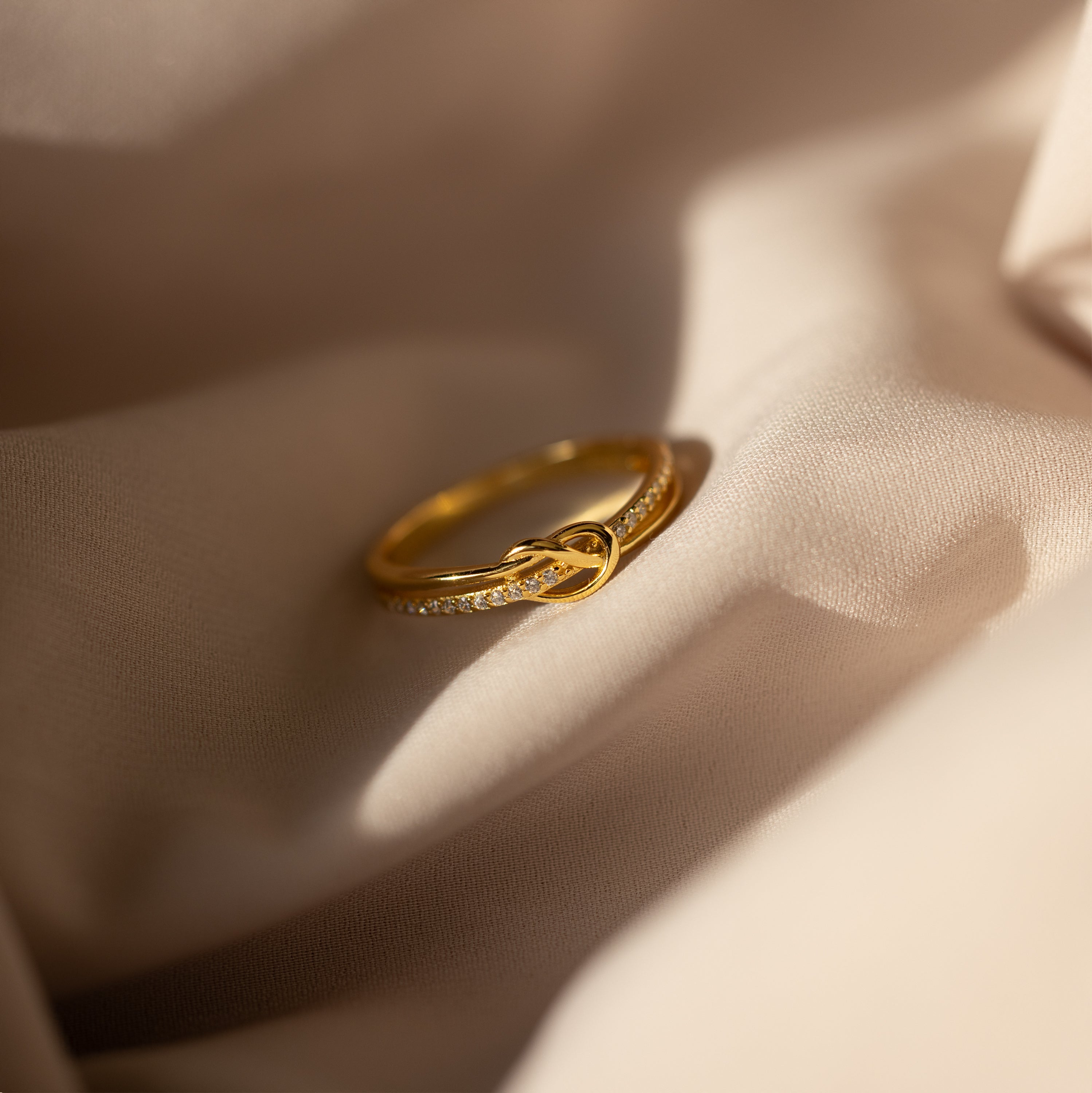Infinity Loop Ring