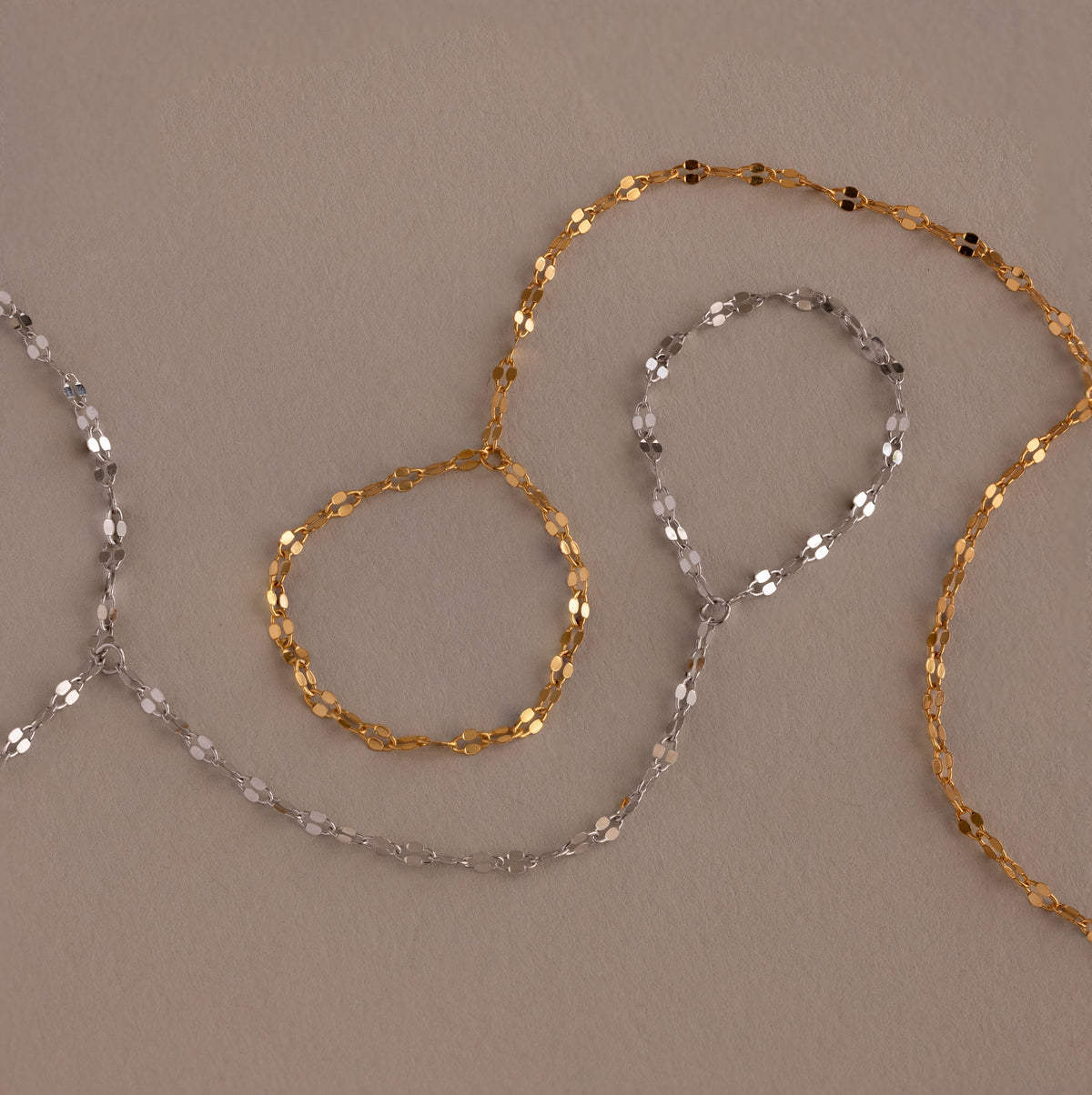 Lumière Hand Bracelet