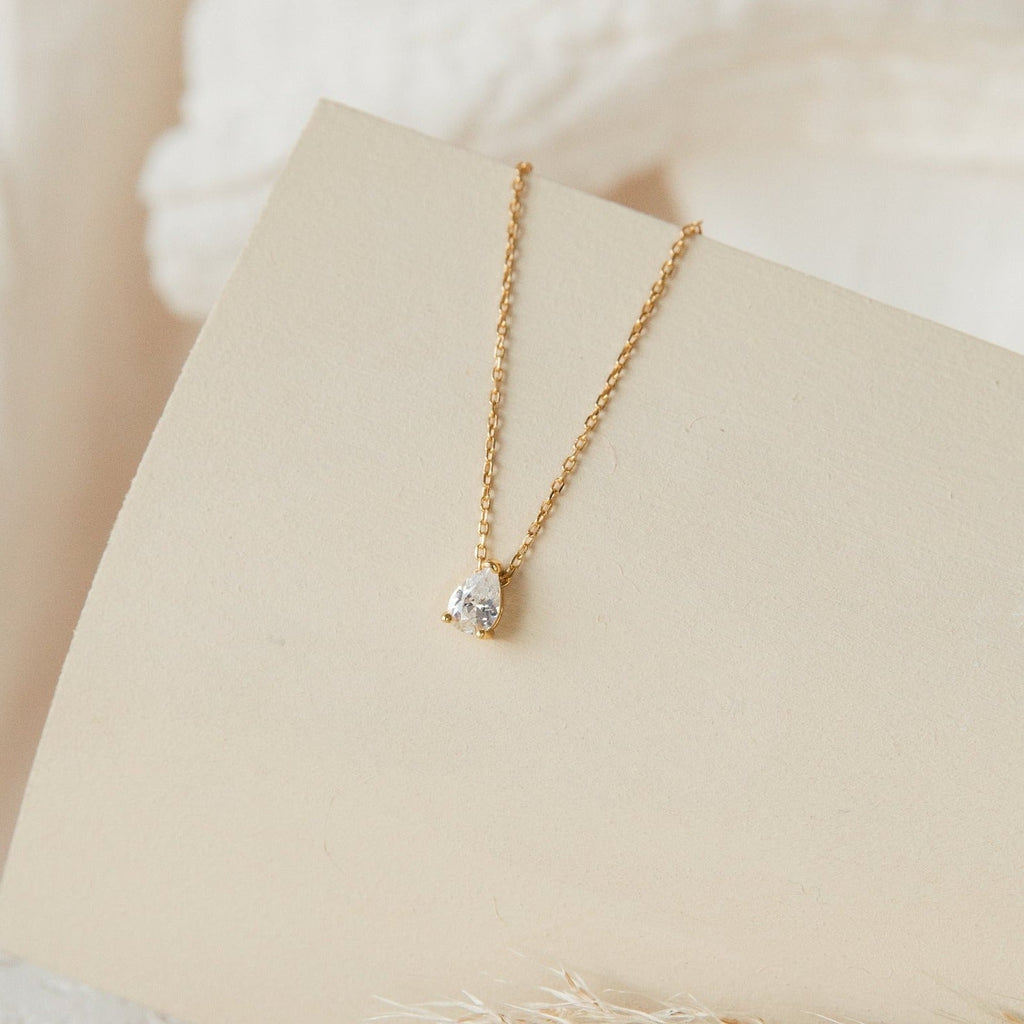 Élise diamond necklace
