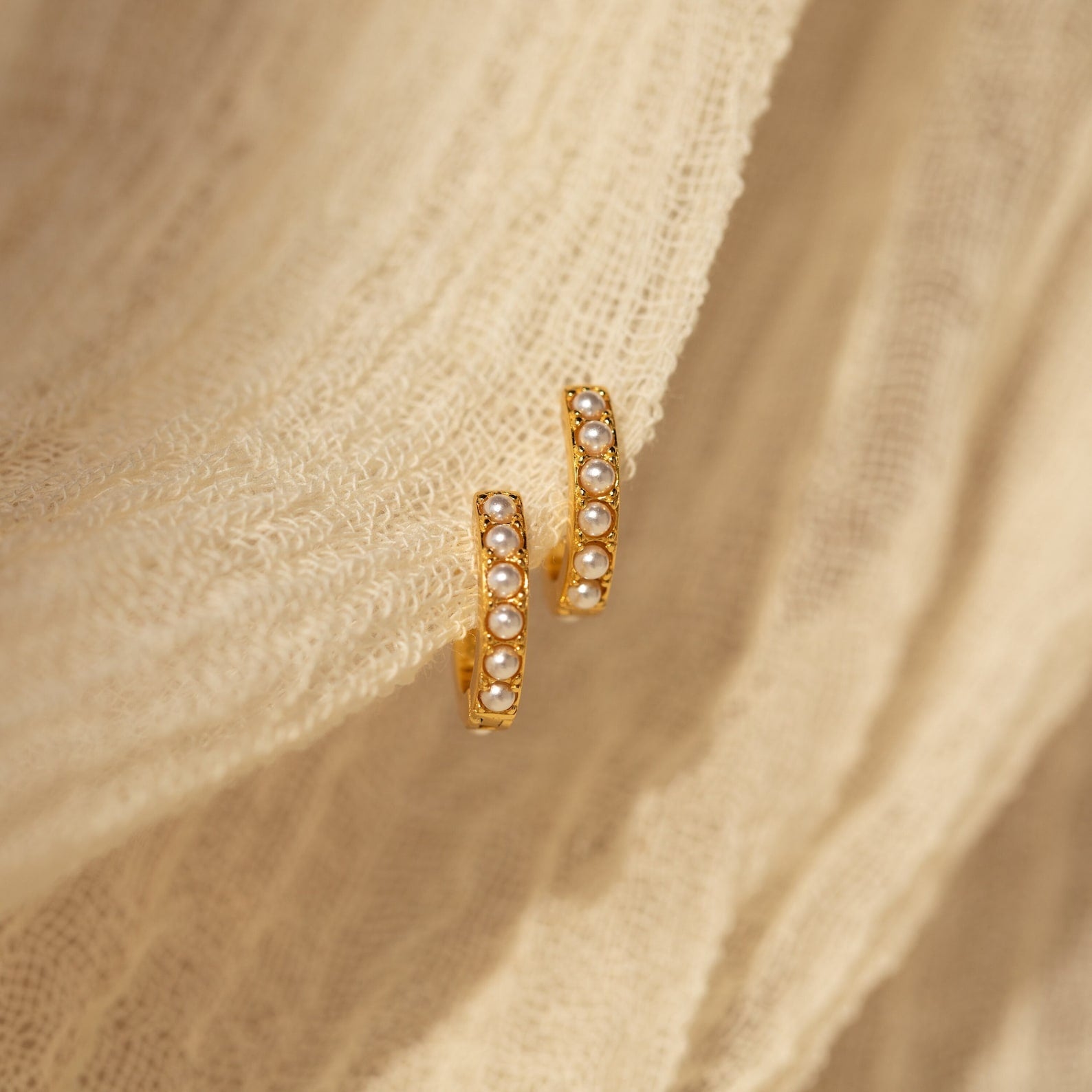 Essence Pearl Hoop Earrings