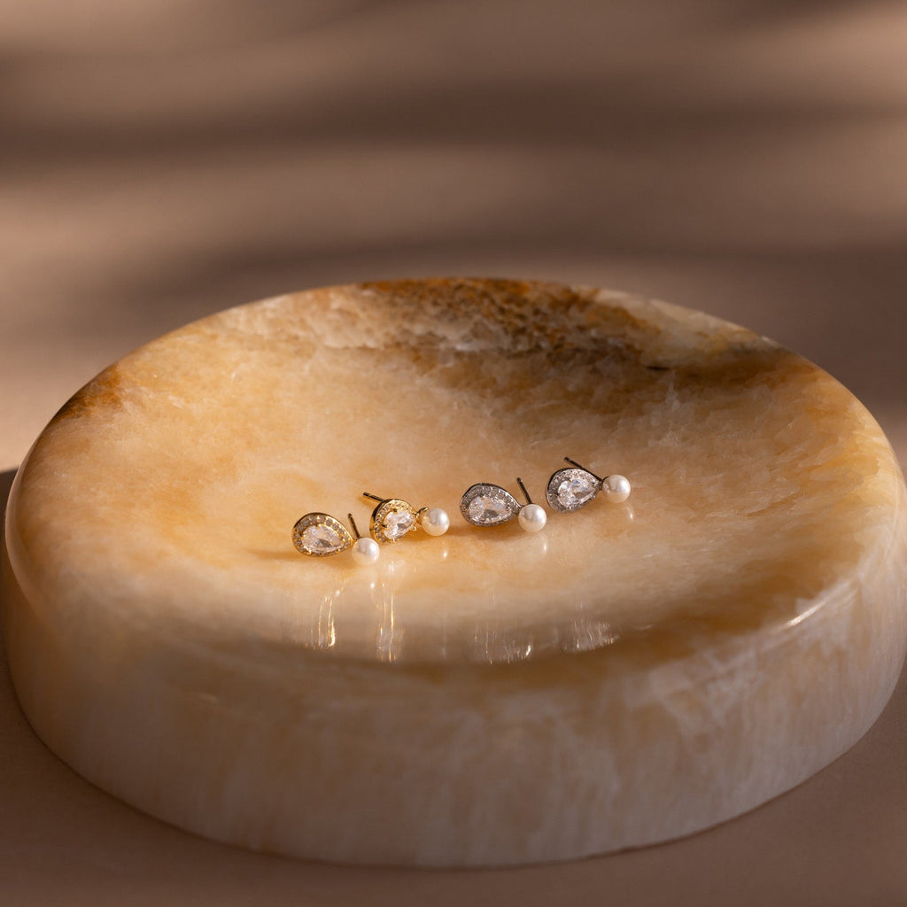 Drop Earrings with Pearl