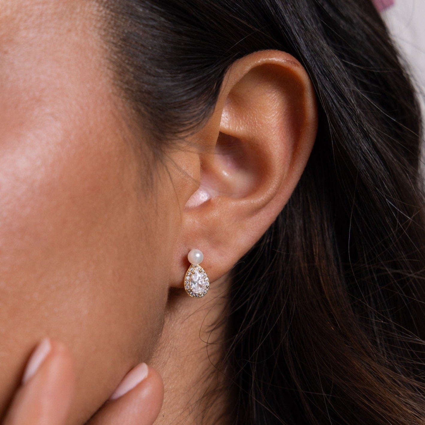 Drop Earrings with Pearl