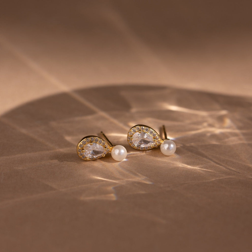 Drop Earrings with Pearl