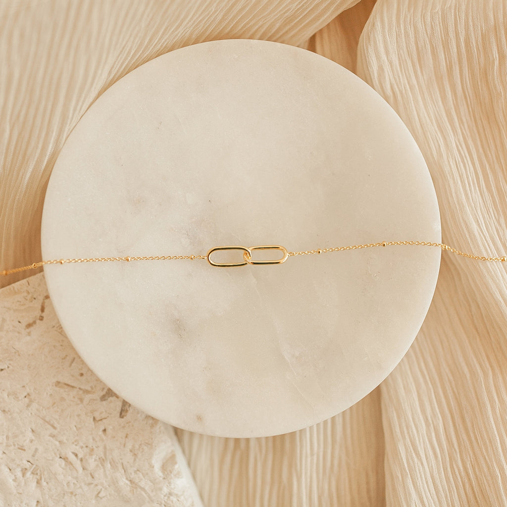 Evelyn Interconnected Pendant Necklace