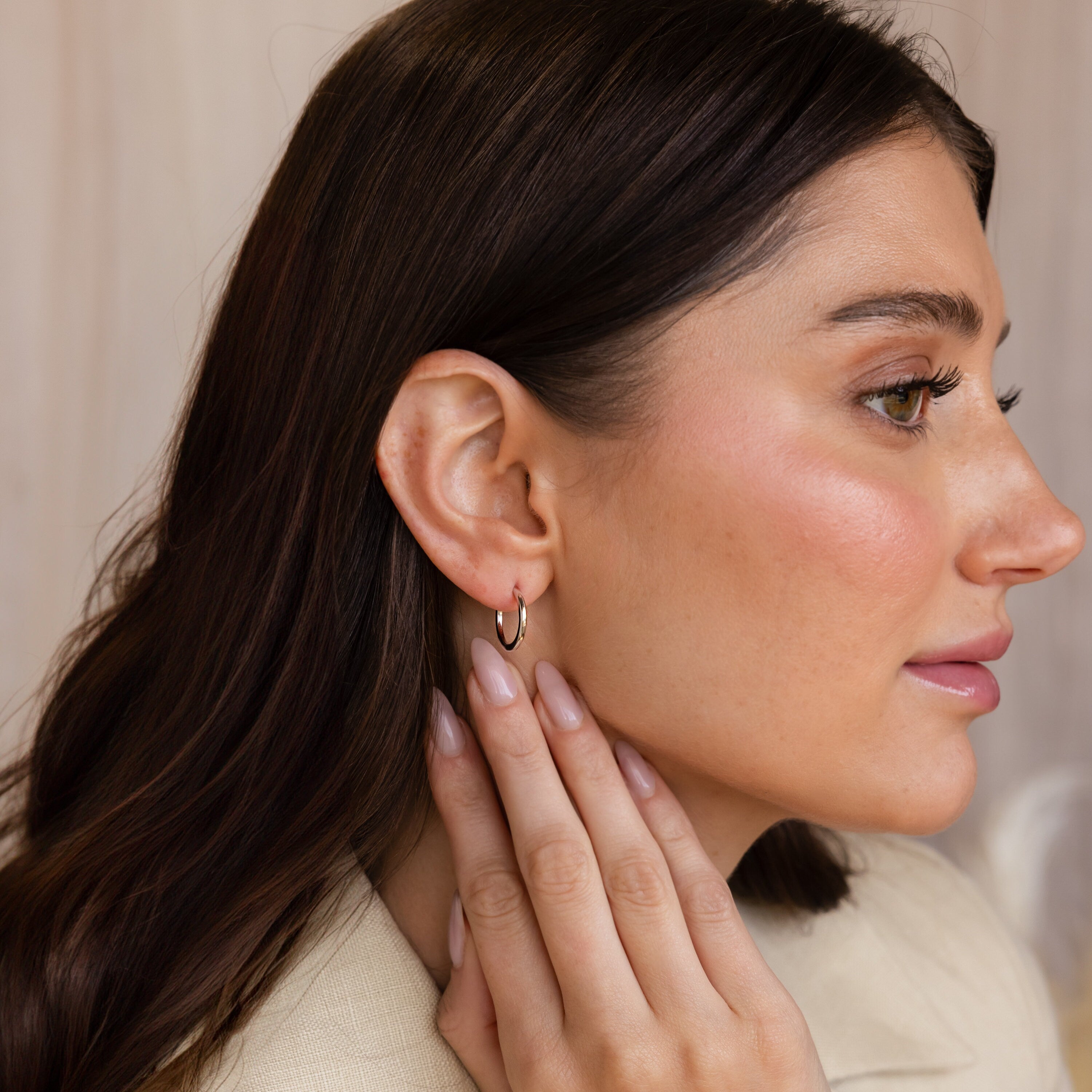 Set of hoop earrings