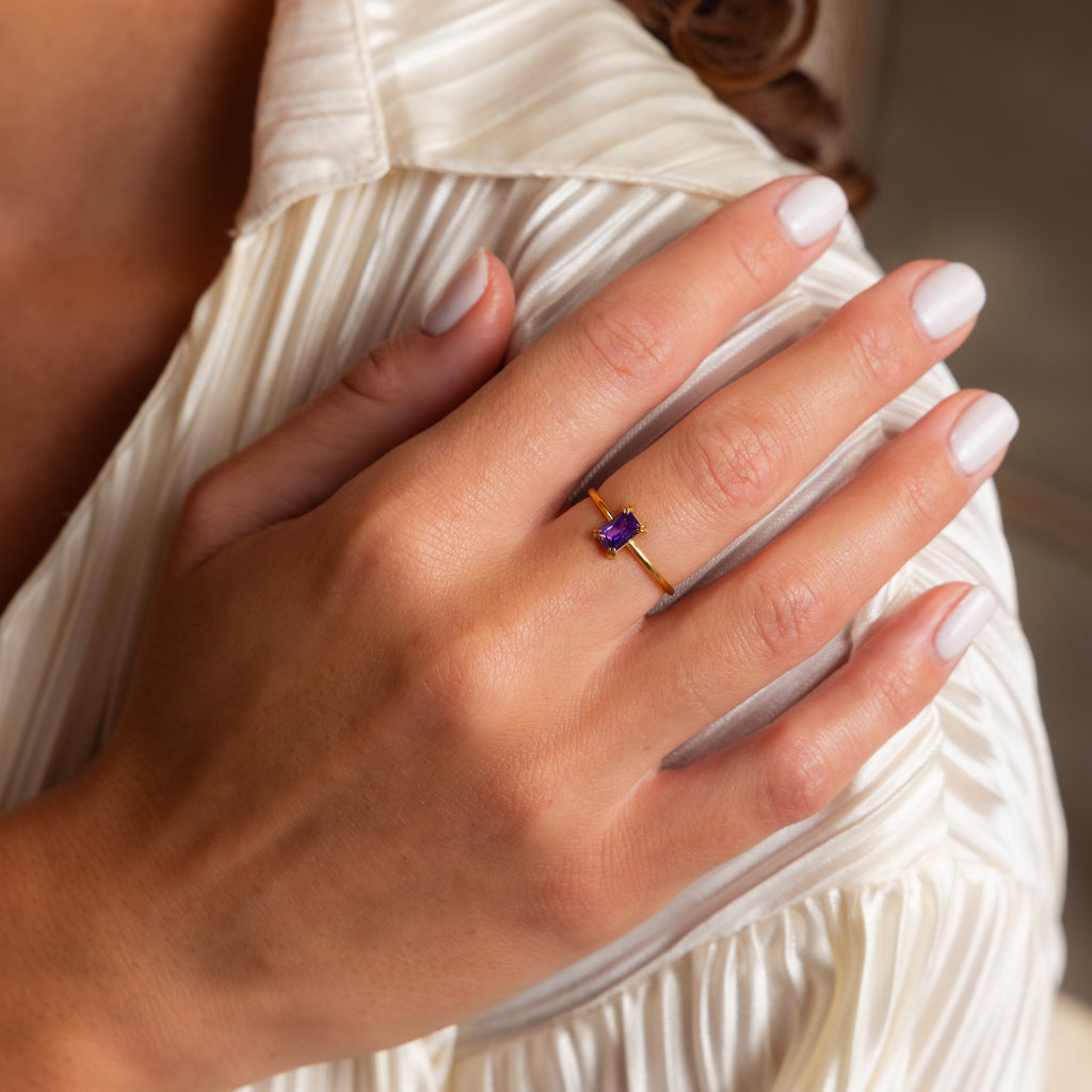 Ring with birthstone Ayla