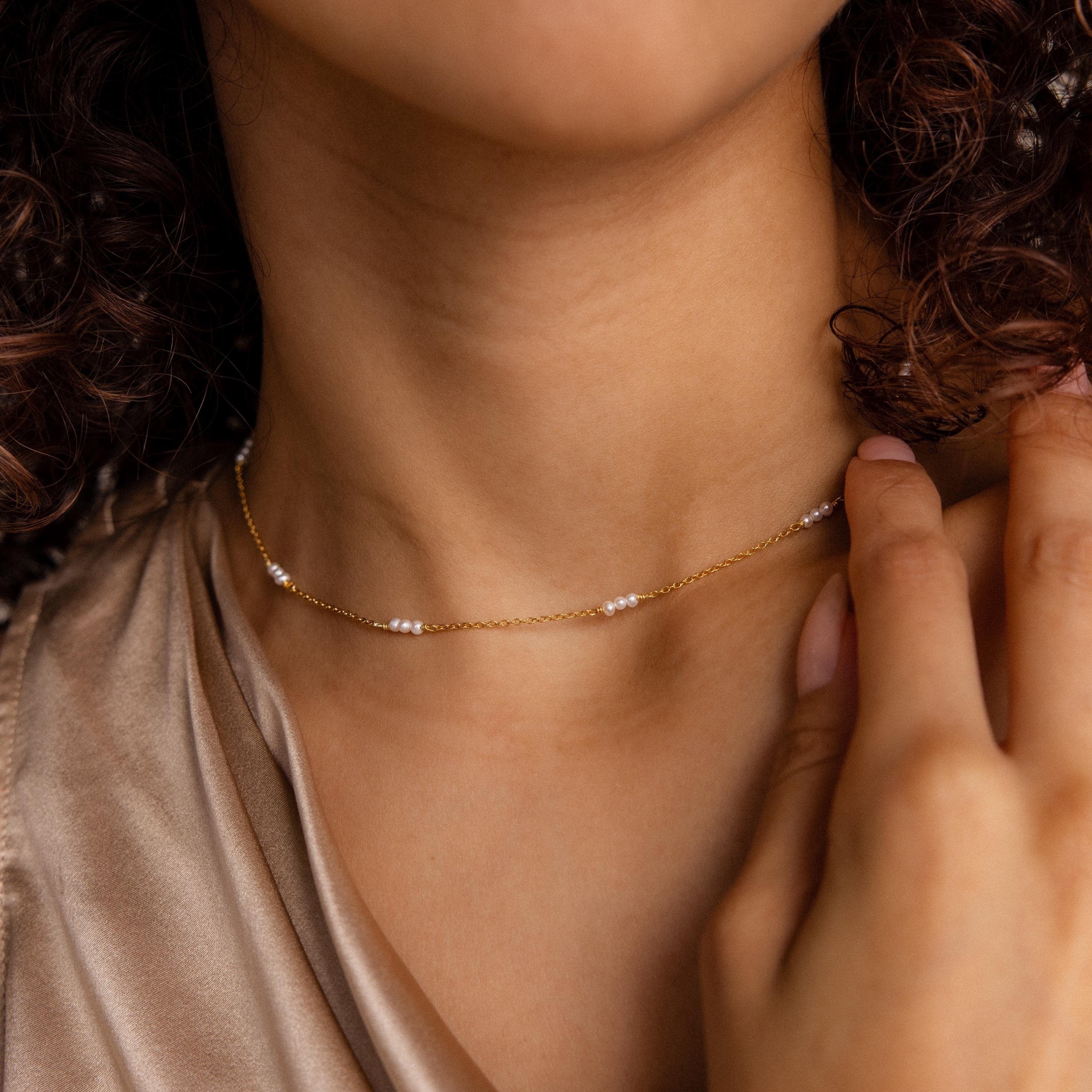 Minimalist Pearl Necklace