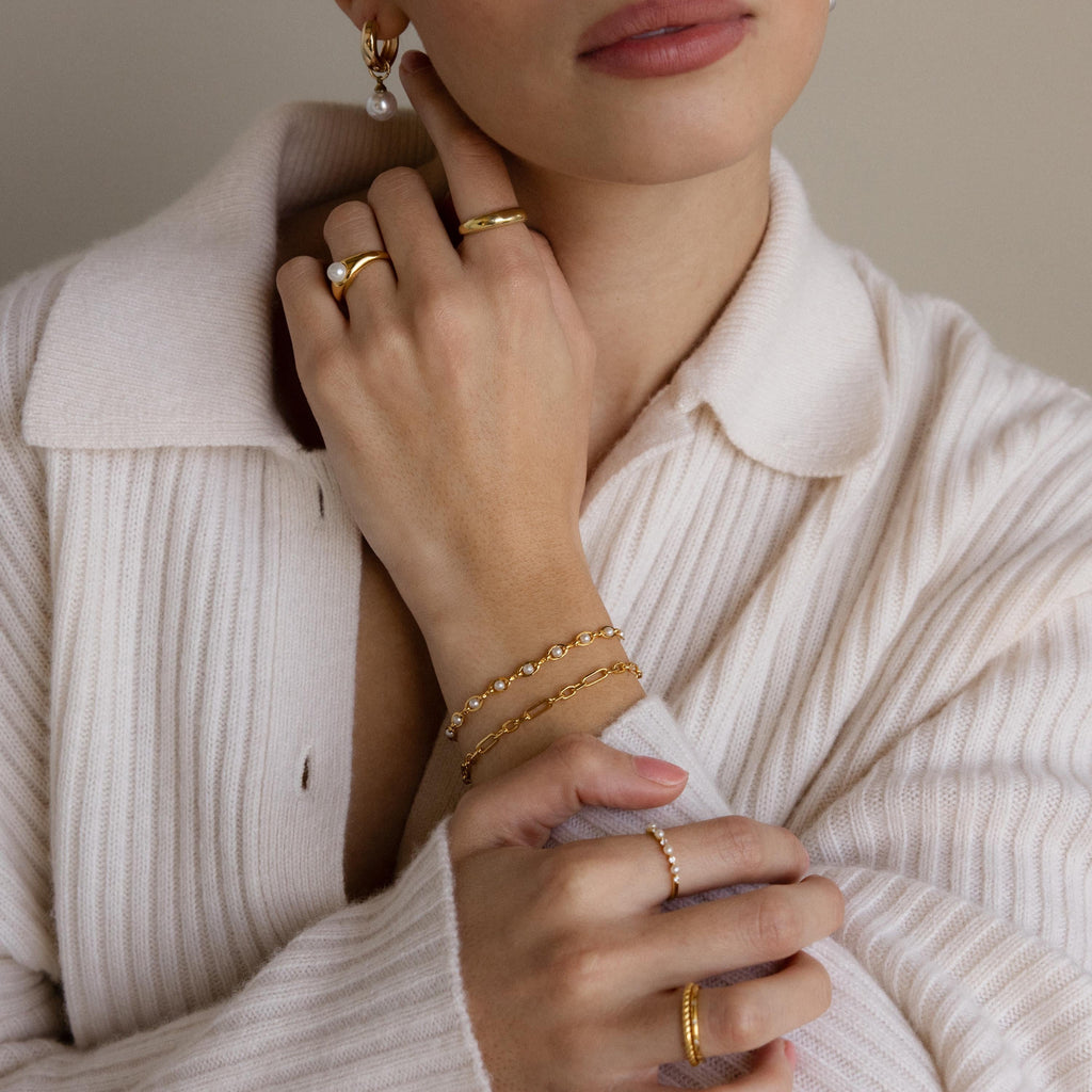 Una Bracelet with Pearls