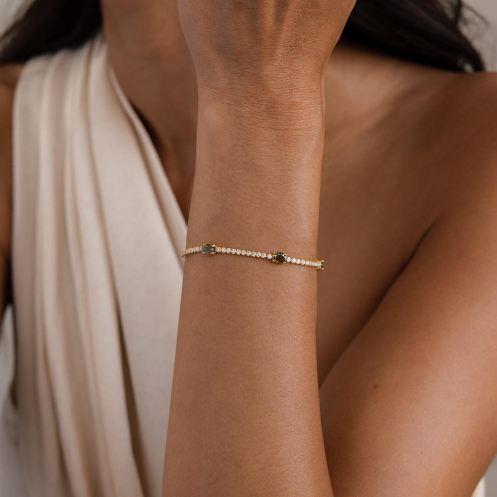 Elo de Luz bracelet, brilliant gemstone of the month